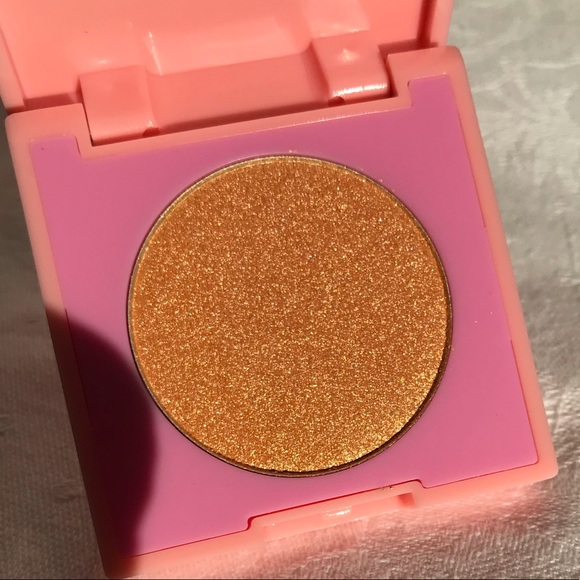 PIXI by PETRA Glossy Lip Maximizer with bonus HIPDOT highlighter in Golden Hour - Picture 7 of 9